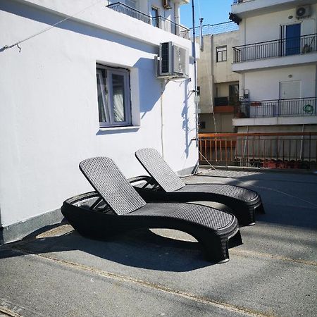 Explore Greece From Cozy City Centre Apartment Chalkís Buitenkant foto